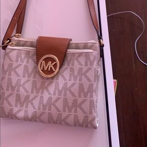 Michael Kors Crossbody